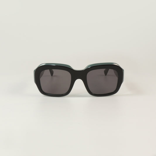 Vogue Black & Green